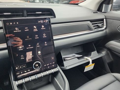 New 2026 GMC Terrain Denali image 35