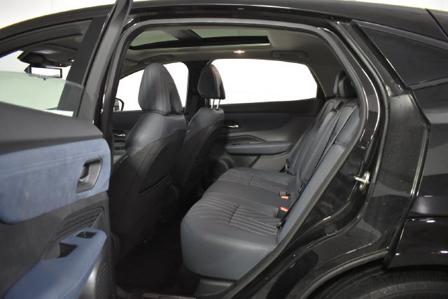 Certified 2024 Nissan Ariya AWD image 32