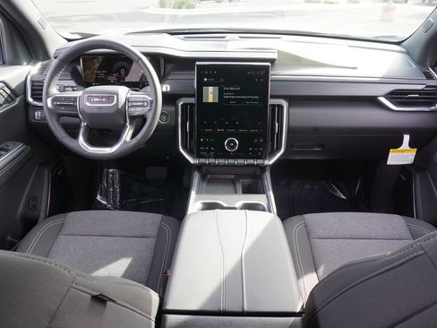 New 2026 GMC Acadia Elevation image 12