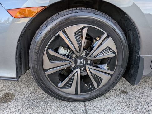 Used 2018 Honda Civic EX-L image 8
