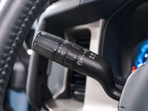 Used 2025 Ford Bronco Outer Banks image 23