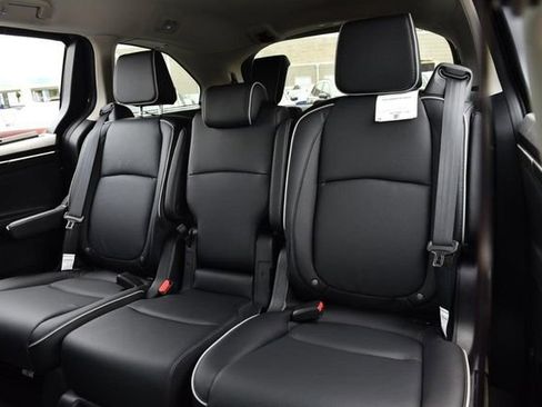 New 2026 Honda Odyssey Touring image 24
