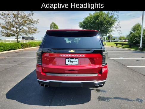 Used 2025 Chevrolet Suburban High Country AWD/4WD image 9