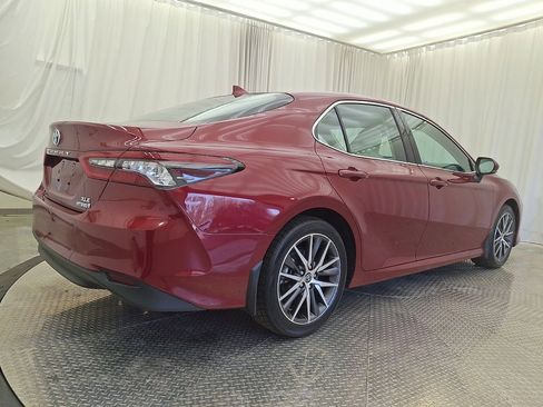 Certified 2022 Toyota Camry XLE w/ Cold Weather Package FWD image 25