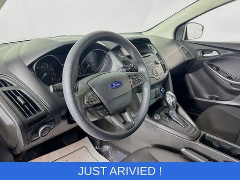 Used 2016 Ford Focus SE image 9