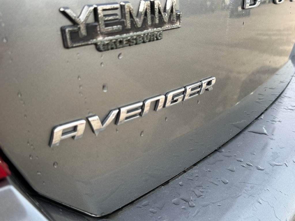 Used 2012 Dodge Avenger SXT Plus FWD image 43