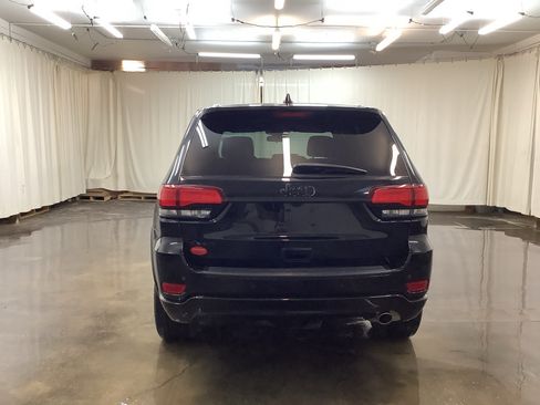 Used 2021 Jeep Grand Cherokee Laredo X AWD/4WD image 7