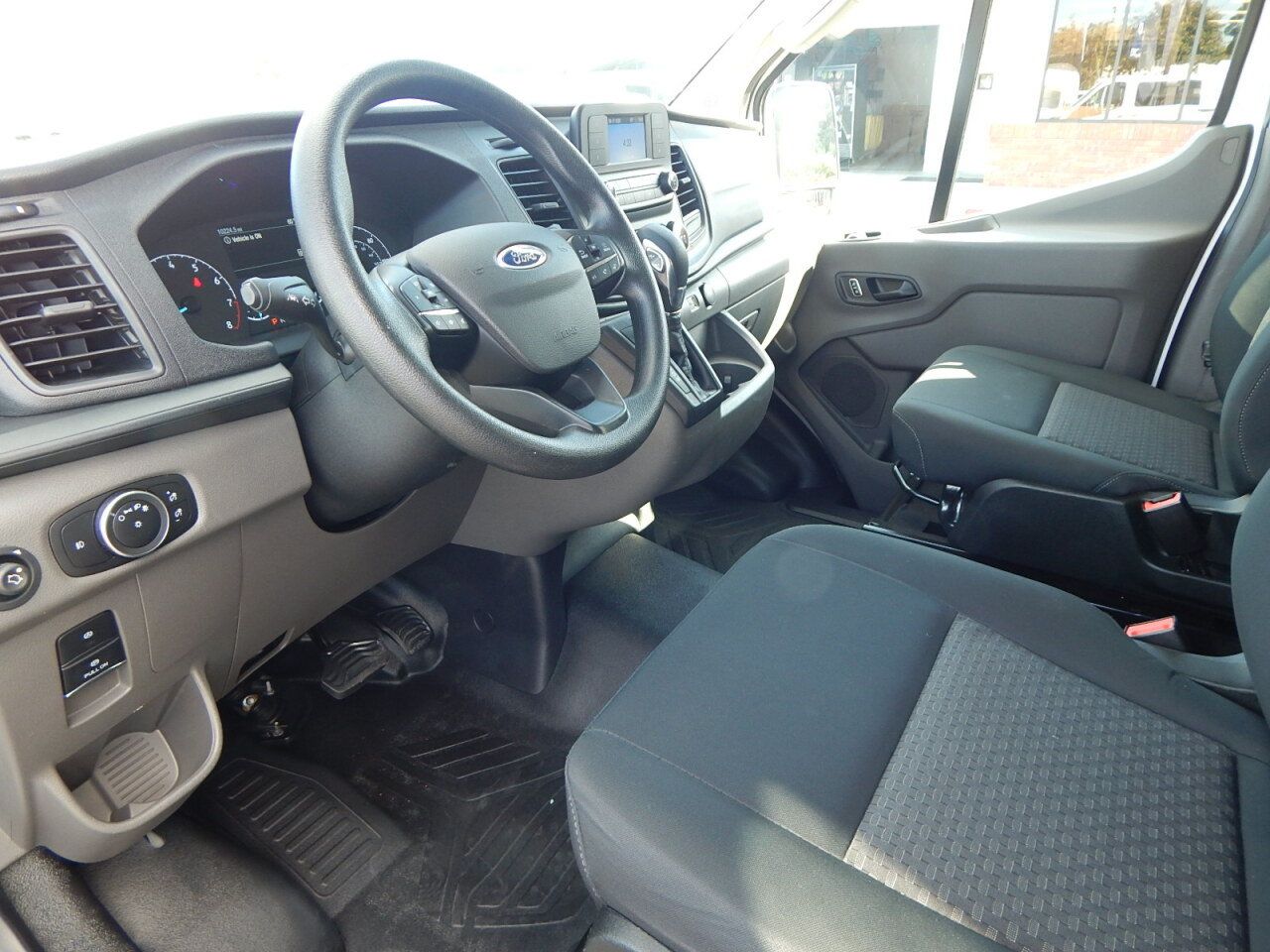 Used 2025 Ford Transit 250 Low Roof w/ Exterior Upgrade Package RWD image 16