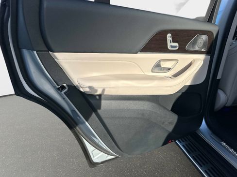 New 2026 Mercedes-Benz GLS 450 450 4MATIC SUV image 12