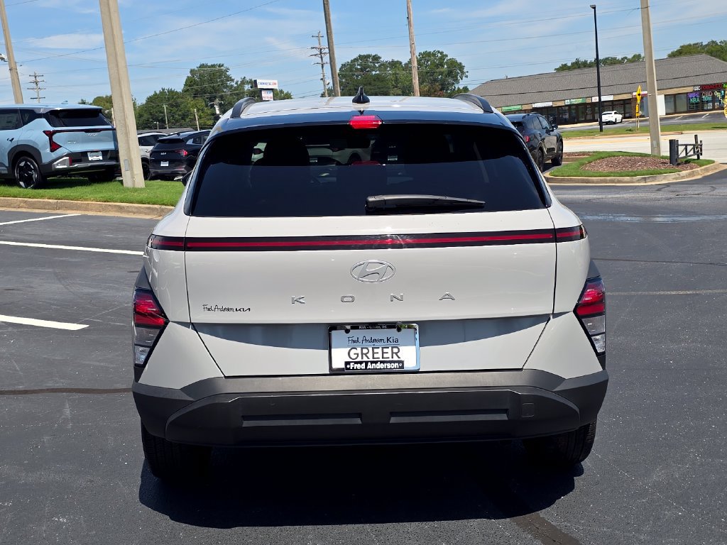 Used 2026 Hyundai Kona SEL Sport FWD image 4