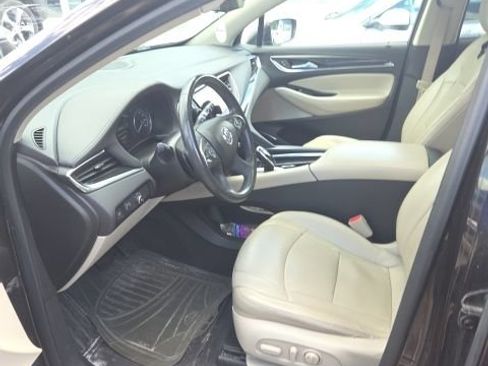 Used 2018 Buick Enclave Essence w/ Trailering Package FWD image 5