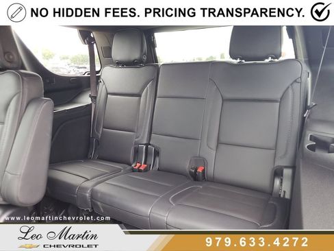 Used 2025 GMC Yukon Denali AWD/4WD image 11