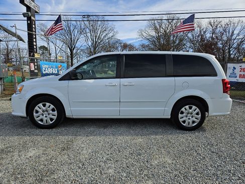 Used 2017 Dodge Grand Caravan SE w/ Power Window Group image 2