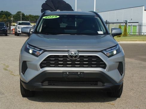 Used 2025 Toyota RAV4 XLE AWD/4WD image 24