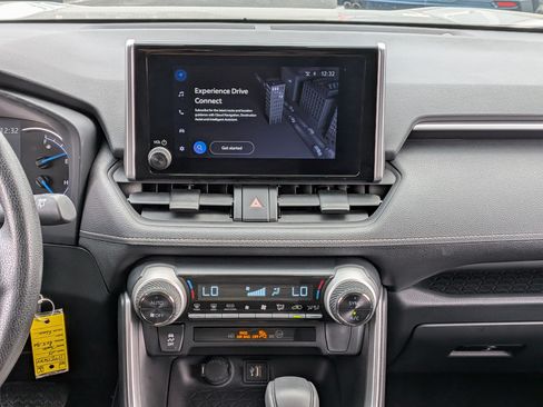 Certified 2025 Toyota RAV4 LE AWD/4WD image 3
