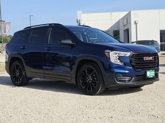 Used 2023 GMC Terrain SLE w/ Driver Convenience Package FWD video 2