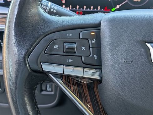 Used 2022 Cadillac Escalade ESV Luxury image 17