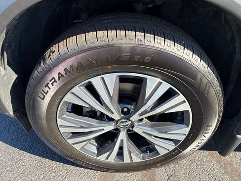Certified 2023 Nissan Rogue SV AWD/4WD image 12