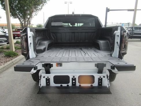 New 2025 GMC Hummer EV 3X image 6