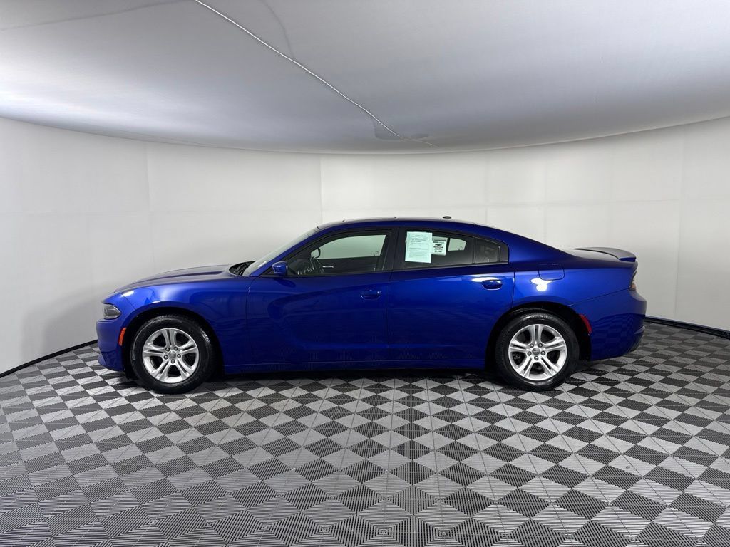 Used 2021 Dodge Charger SXT w/ Leather Interior Group RWD image 2