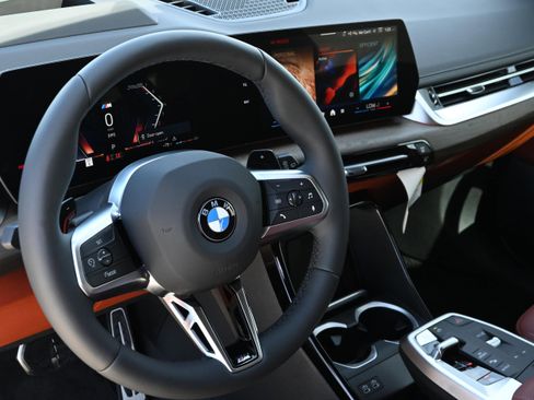 New 2026 BMW X1 xDrive28i w/ Technology Package image 13