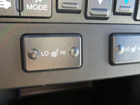 Used 2010 Honda Pilot Touring image 53