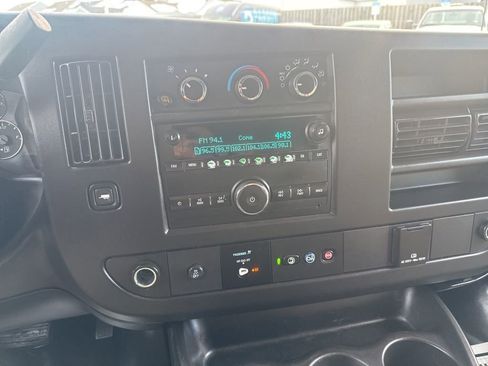 Used 2019 Chevrolet Express 2500 w/ Driver Convenience Package image 18