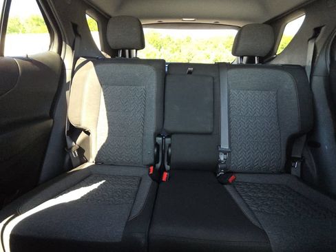 Used 2024 Chevrolet Equinox LT FWD image 25