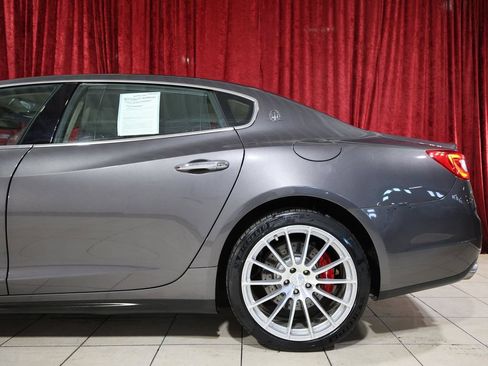 Used 2015 Maserati Quattroporte S Q4 AWD/4WD image 6
