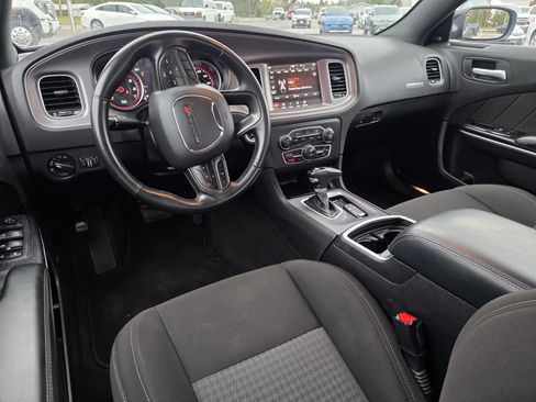 Used 2023 Dodge Charger GT image 5
