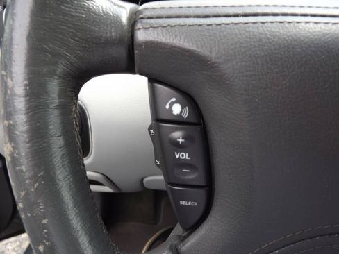 Used 2004 Jaguar XJ8 RWD image 15