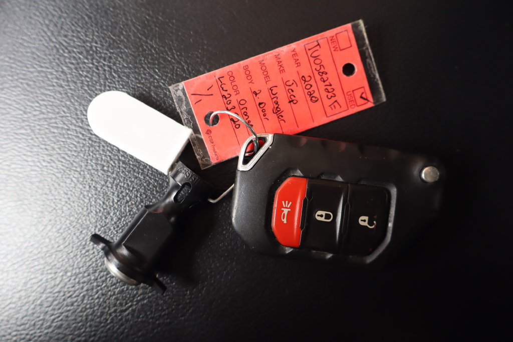 Used 2020 Jeep Wrangler Sport AWD/4WD image 41
