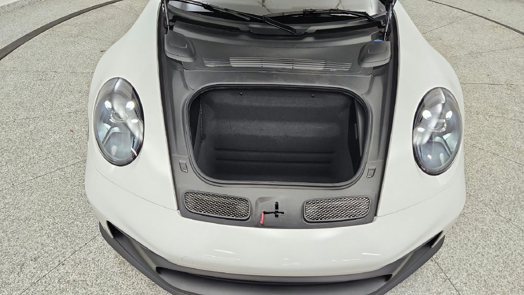 Used 2022 Porsche 911 GT3 RWD image 13