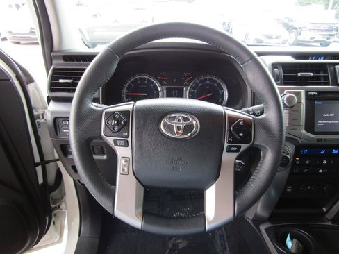 Used 2017 Toyota 4Runner Limited RWD image 14