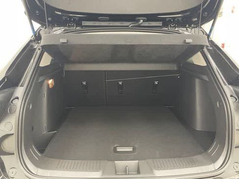 New 2026 Chevrolet Trax LT w/ Driver Confidence Package FWD image 12
