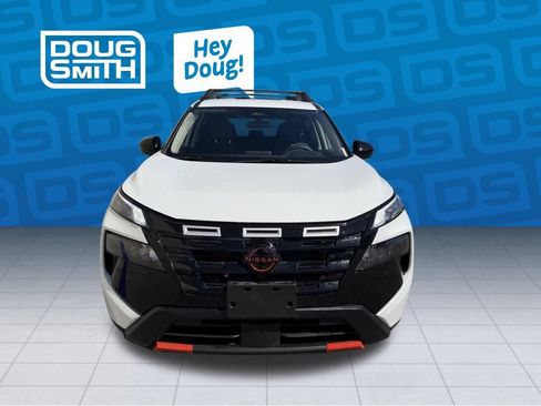 Used 2026 Nissan Rogue SV AWD/4WD image 7