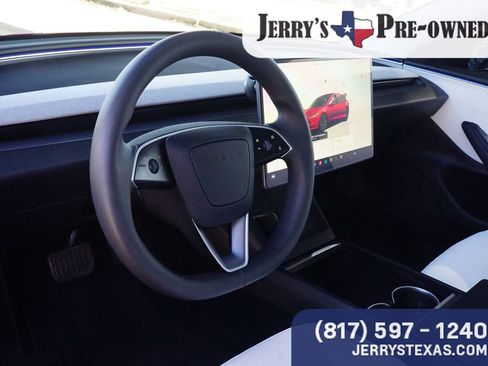 Used 2025 Tesla Model 3 Long Range image 15