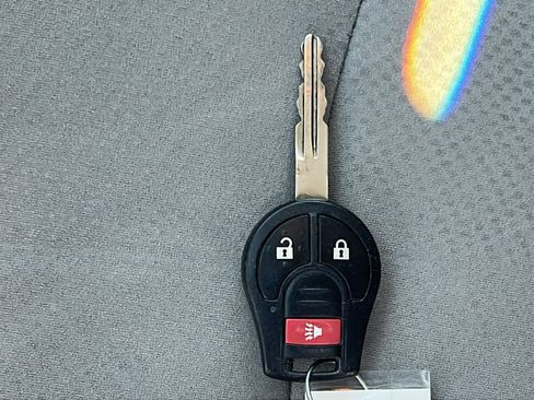 Used 2013 Nissan Rogue S AWD/4WD image 28