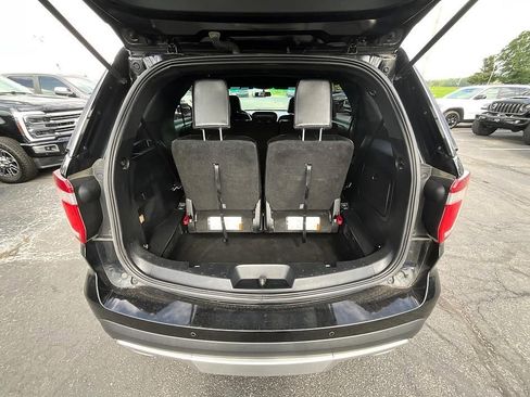 Used 2016 Ford Explorer XLT w/ Equipment Group 202A AWD/4WD image 8