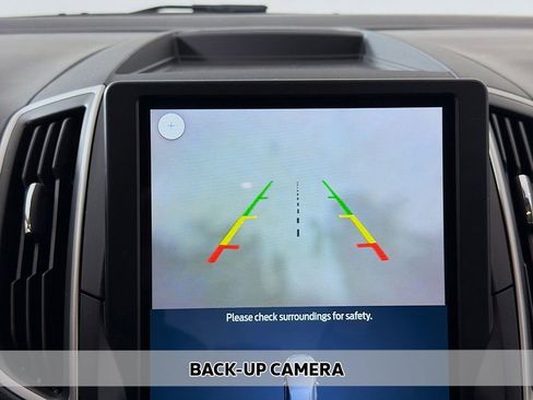 Used 2022 Ford Edge SEL w/ Convenience Package image 4