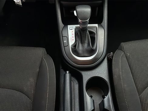 Used 2020 Kia Forte Sedan image 18