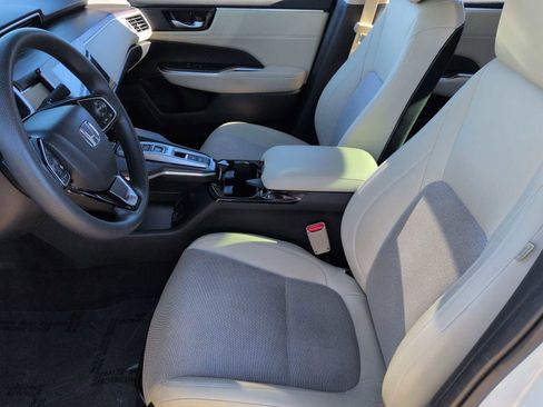 Used 2018 Honda Clarity Plug-In Hybrid image 17