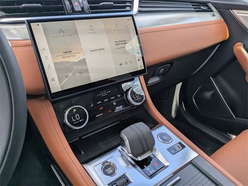 New 2026 Jaguar F-PACE R-Dynamic S image 11