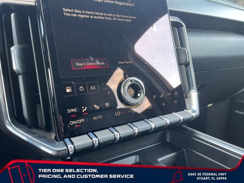 New 2026 GMC Acadia AT4 w/ Luxury Package AWD/4WD image 30