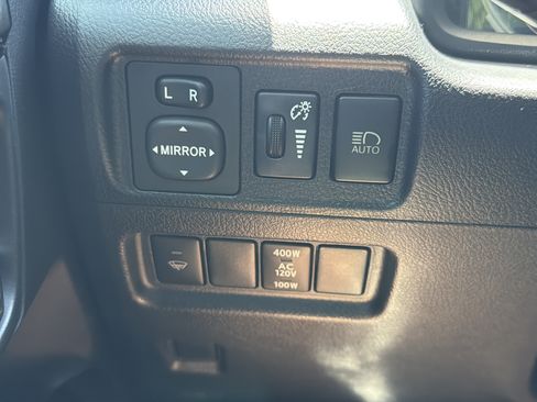 Used 2021 Toyota 4Runner TRD Off-Road Premium w/ Moonroof Package AWD/4WD image 31