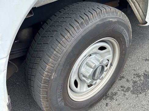 Used 2022 Ford F250 XL w/ Power Equipment Group image 16