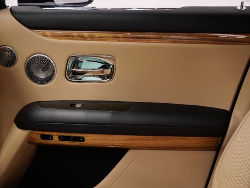 Used 2022 Rolls-Royce Ghost -Low Miles, Rear Bottle Chille image 37