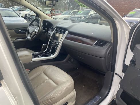 Used 2013 Ford Edge Limited image 17