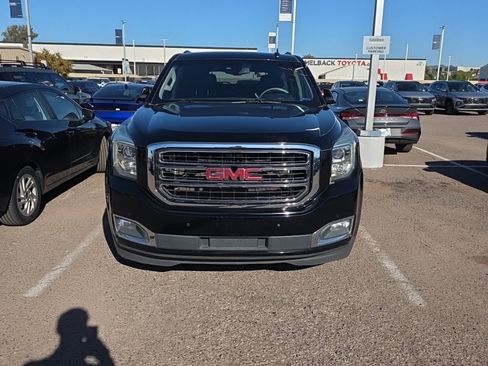 Used 2016 GMC Yukon SLT image 2
