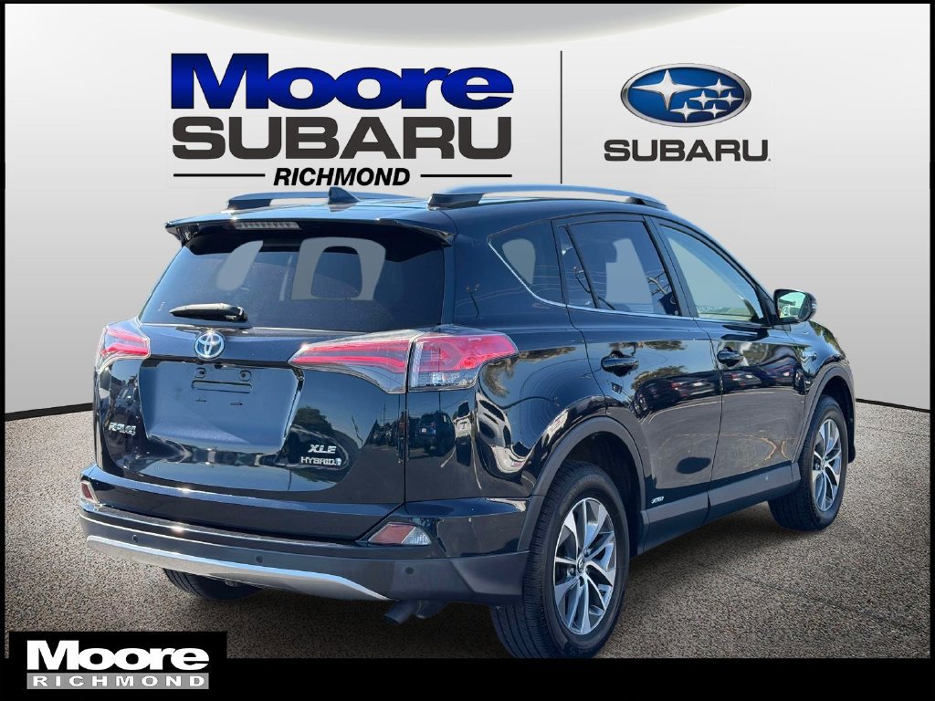Used 2018 Toyota RAV4 XLE w/ Convenience Package AWD/4WD image 2